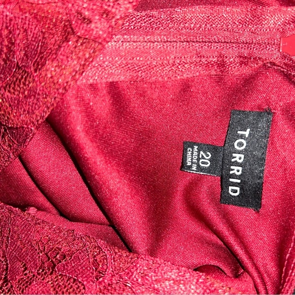 torrid Burgundy V-Neck Lace Skater Dress size 20 2X formal - Picture 2 of 3